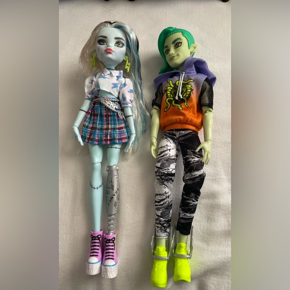 monster high Other - Monster High Dolls - Frankie and Deuce